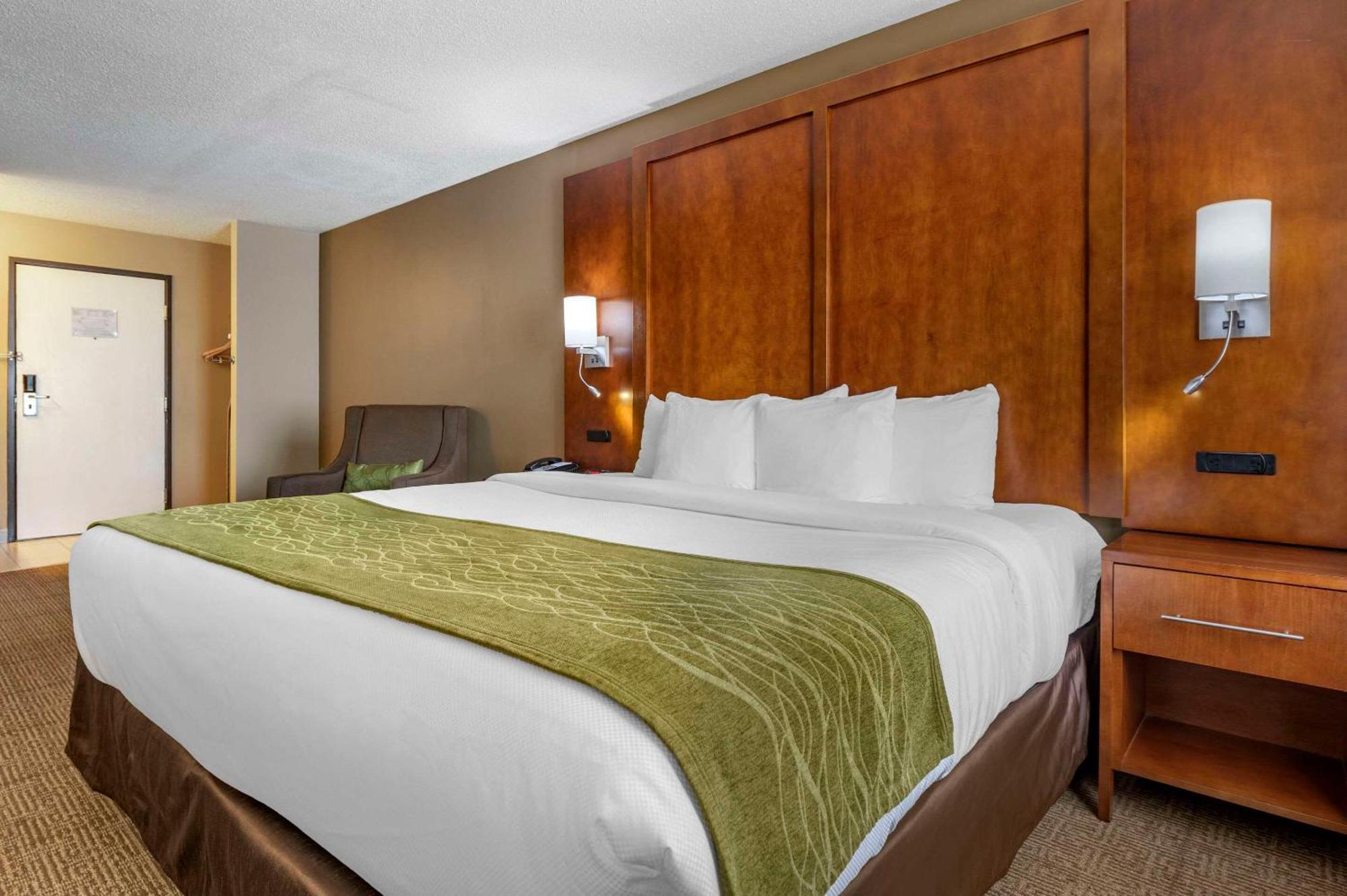 Comfort Inn Romeoville - Bolingbrook Exterior photo