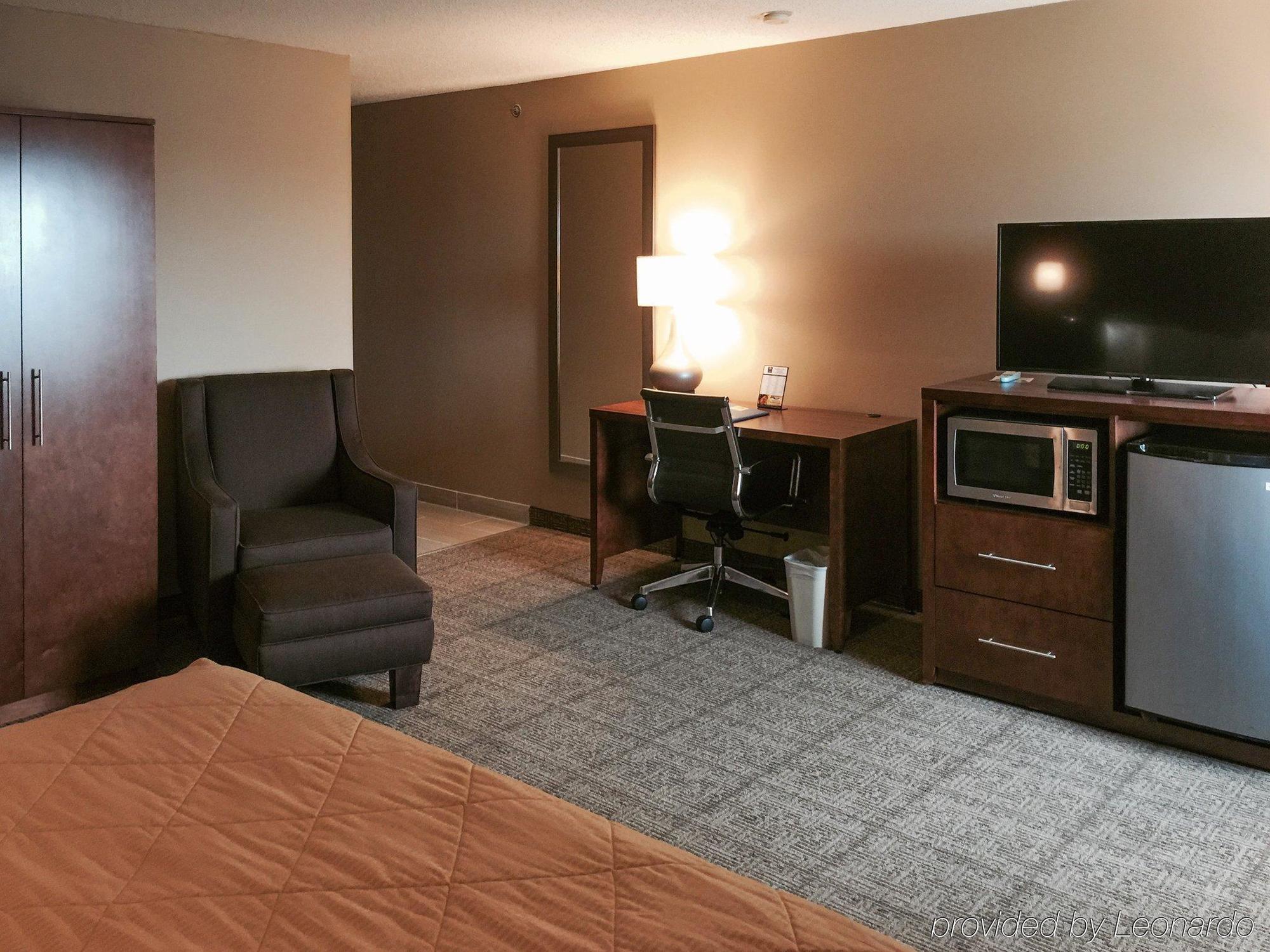 Comfort Inn Romeoville - Bolingbrook Exterior photo